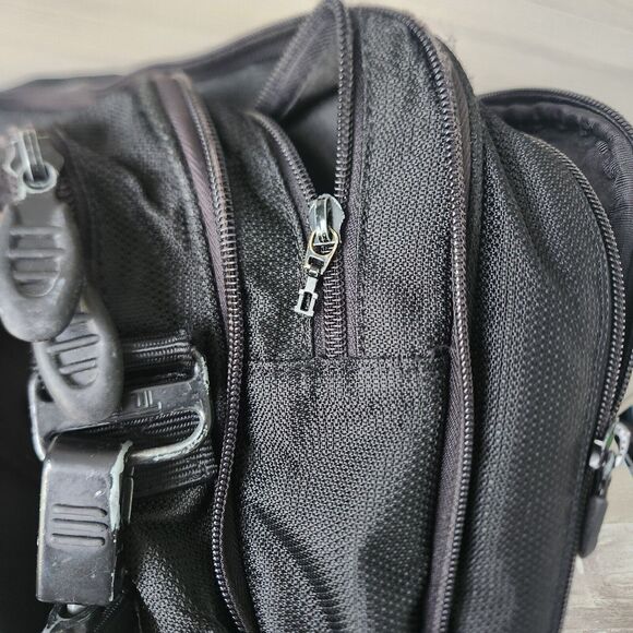 Tumi T-Tech T2 Carry On Expandable Nylon Ballistic Laptop Briefcase Bag w/ Strap - Picture 16 of 16